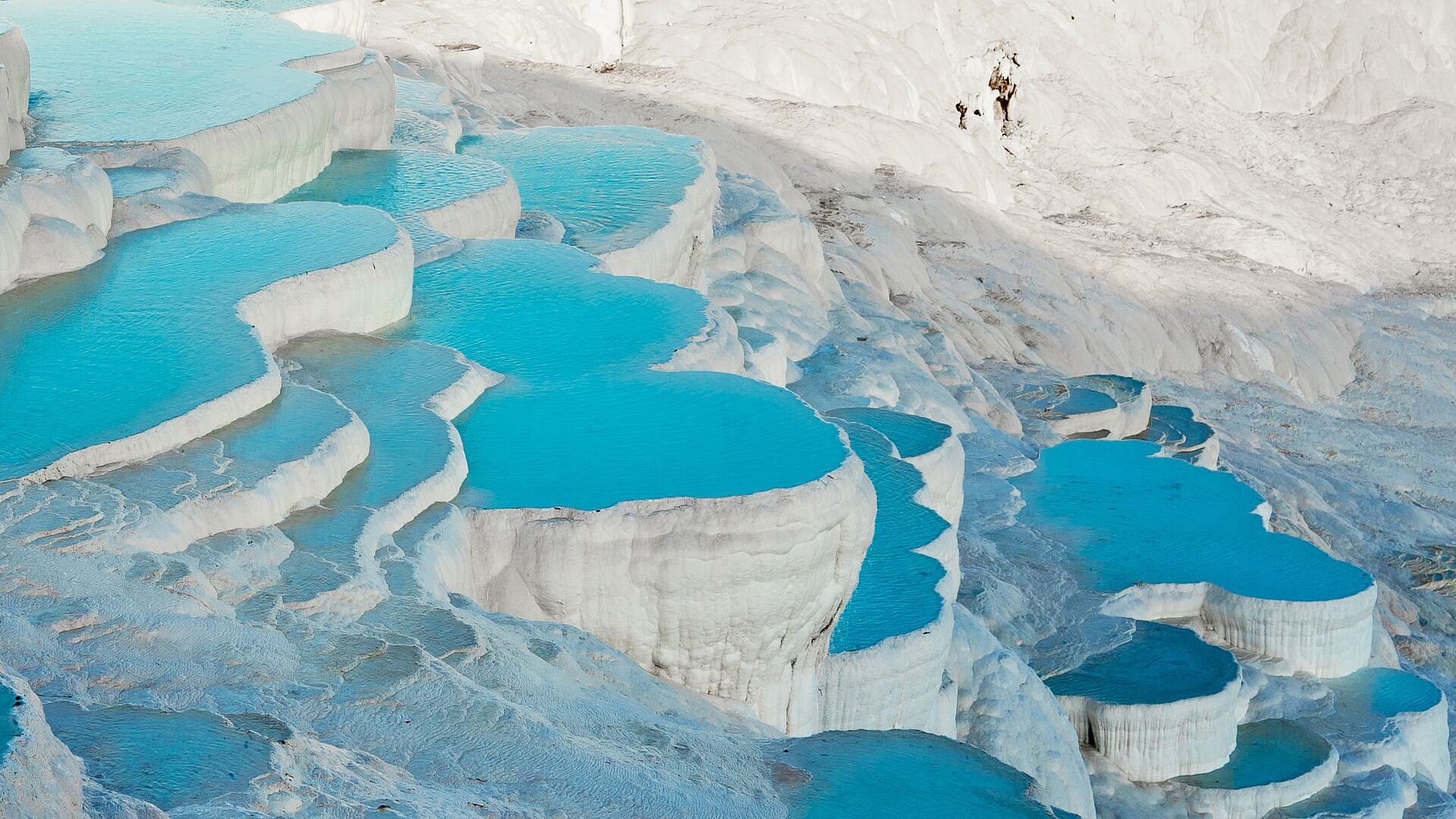 Недалеко от турецкого курорта Памуккале произошло землетрясение
