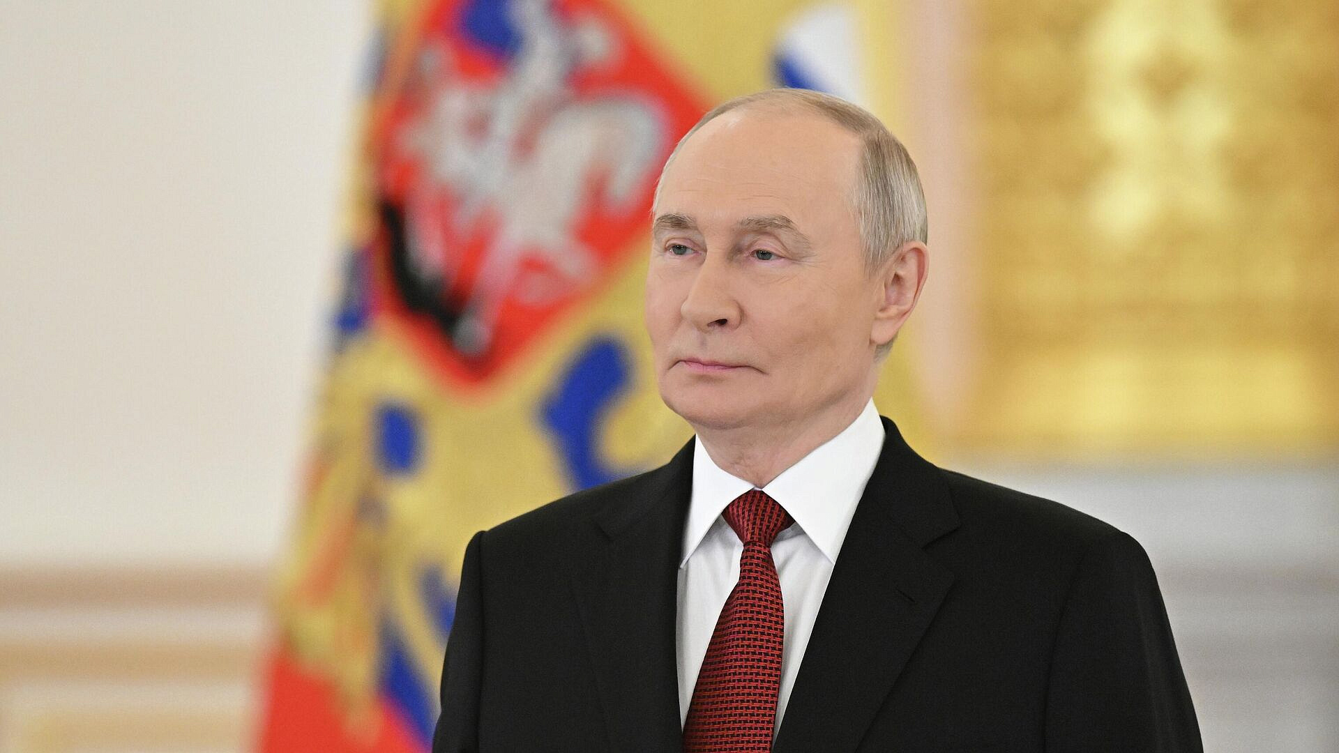 Экс-посол ФРГ в России выразил восхищение физической подготовкой Путина