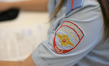 На жительницу Приморья завели уголовное дело за разбитое стекло в скорой