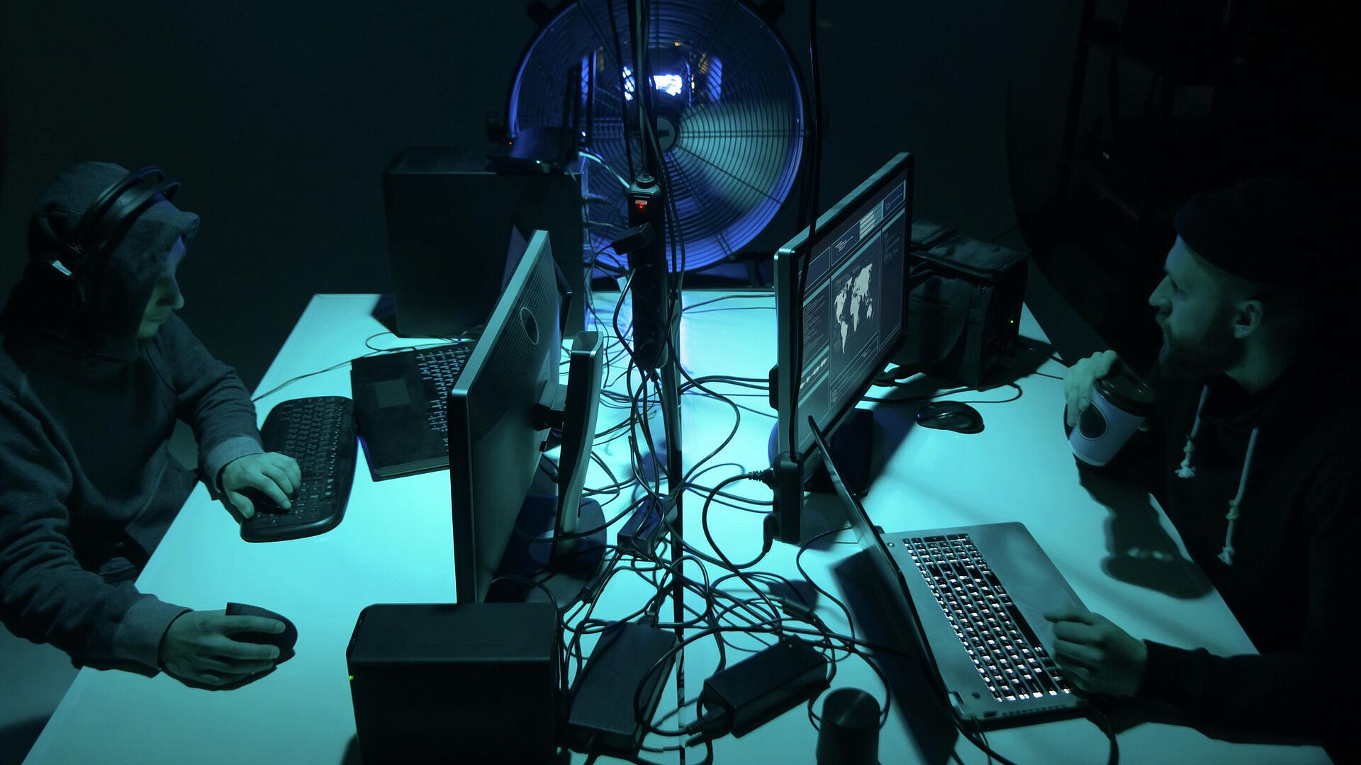 � ������� ������� ��������� ����� ����� ������������� � ������� ������ ���