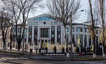 Посольство России сообщило о задержании россиянина в аэропорту Кишинева