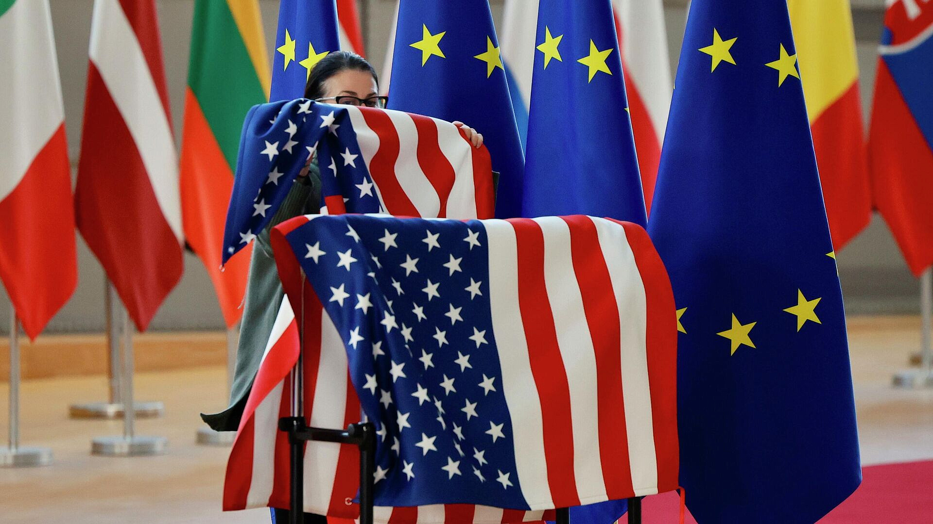 Медведев сравнил шансы на победу в конфликте между США и Европой Медведев сравнил шансы на победу в конфликте между США и Европой