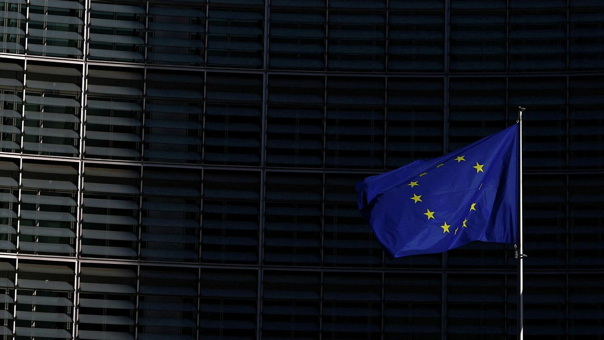 Кошта: в ЕС ищут способ подтолкнуть Венгрию к снятию вето на кредит Украине