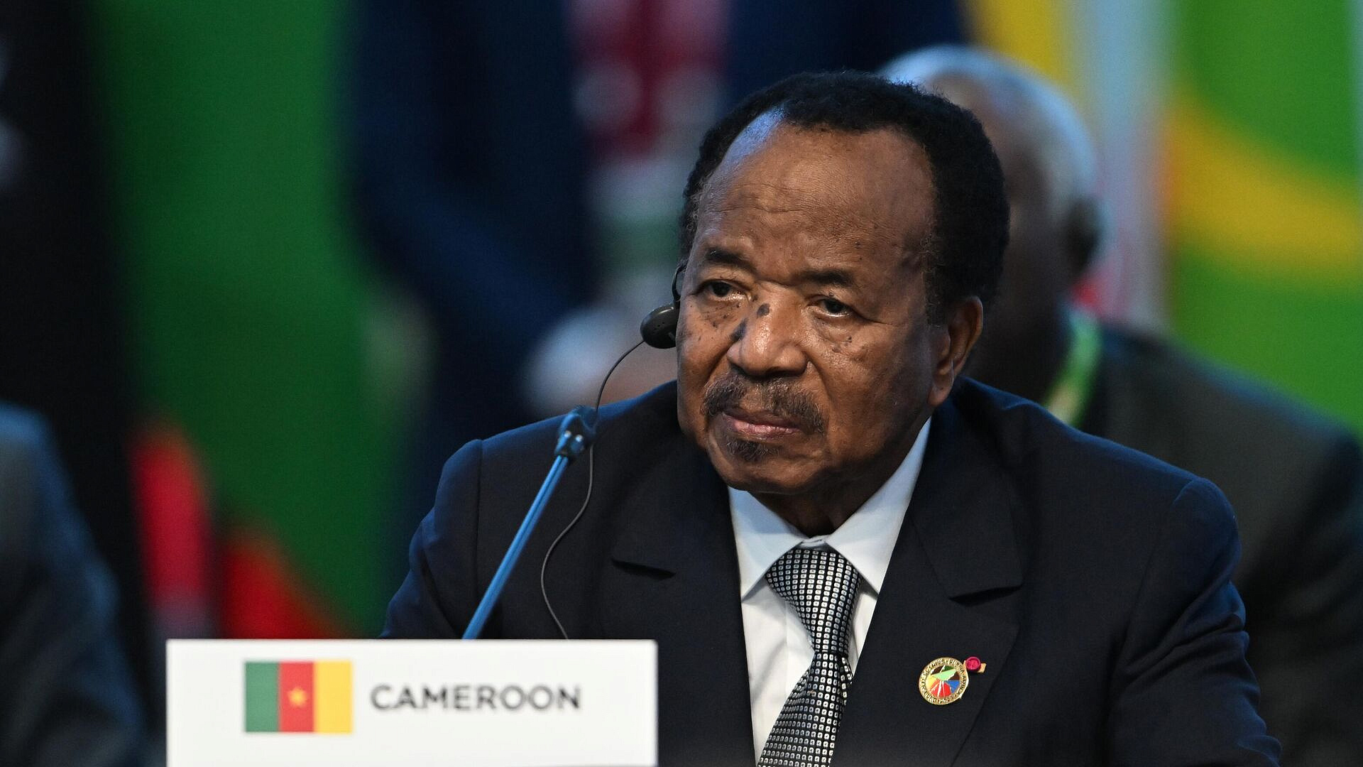 Глава Камеруна заявил об участии в выборах президента в октябре
