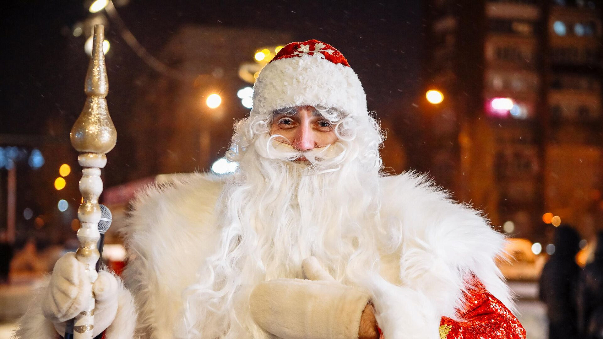 Дед Мороз рассказал о своем "дедомобиле"