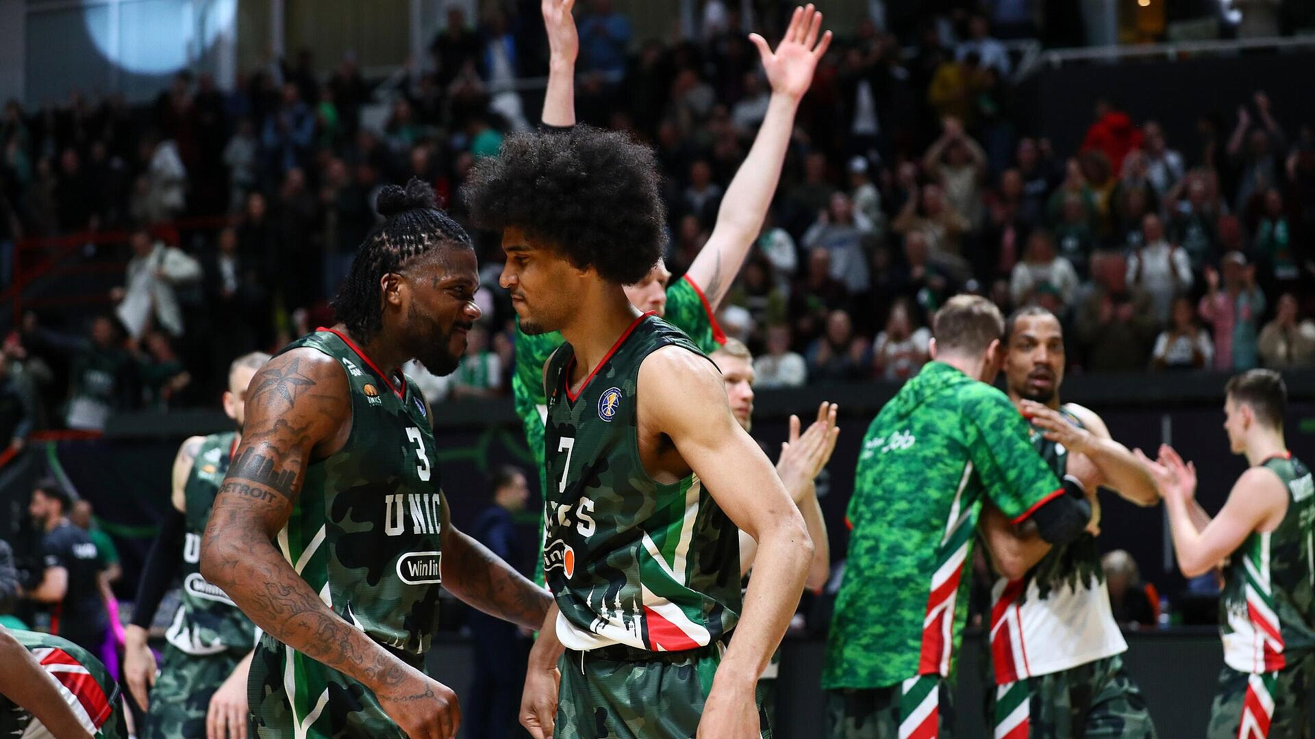 Баскетболисты УНИКСа разгромили МБА-МАИ в Единой лиге ВТБ