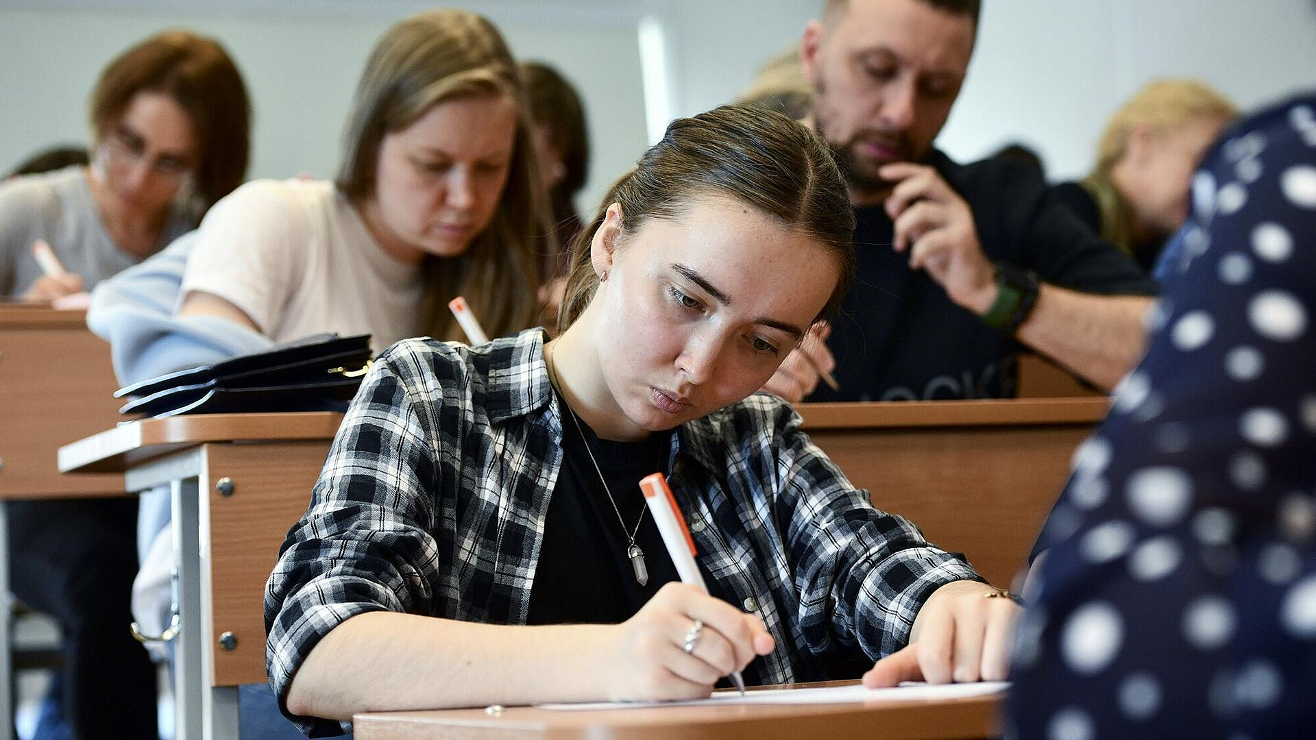 � ������ ���������� ���������������� ������ ��� �������� � ���� ����������