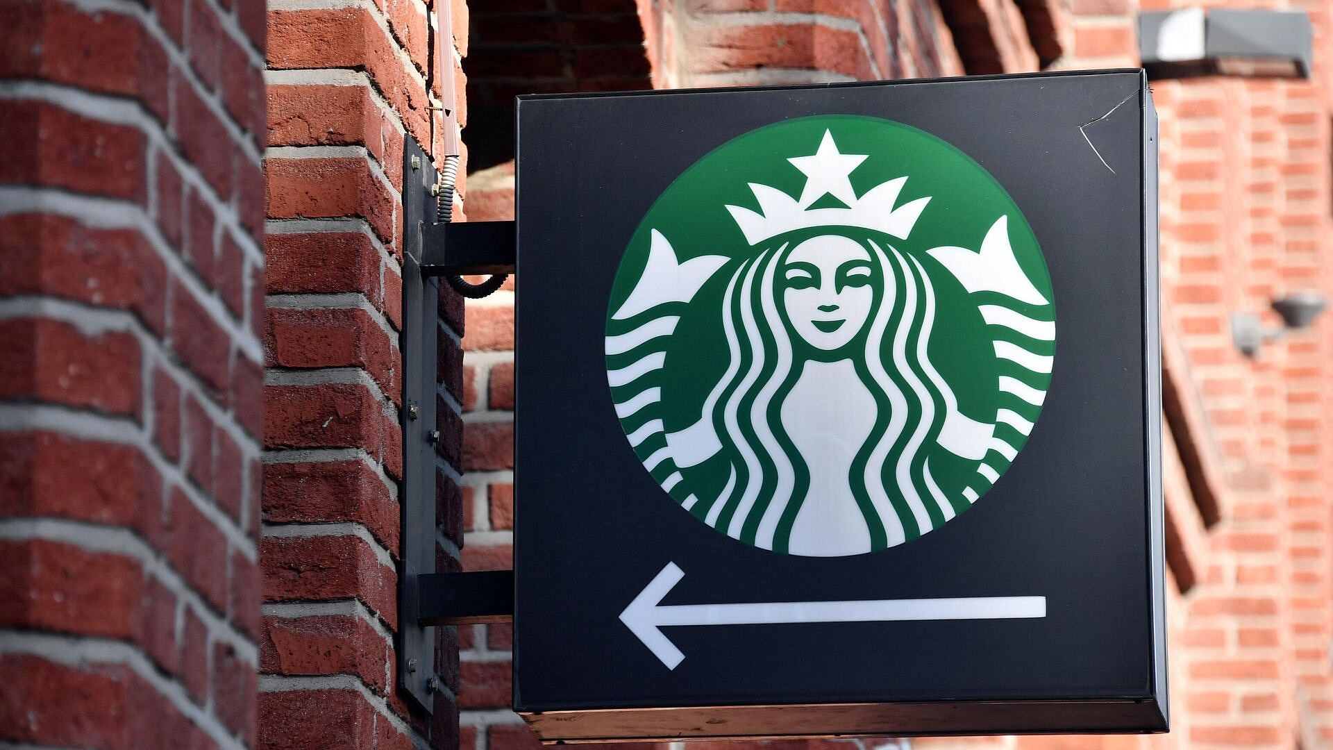 Генпрокурор штата Миссури подал в суд на Starbucks