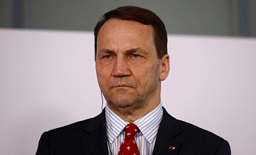 Забор на границе с Белоруссией слишком дорогой для Польши, заявил Сикорский