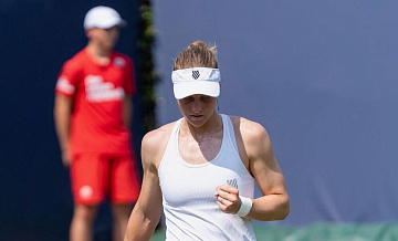 Самсонова не смогла выйти во второй круг теннисного турнира в Дохе