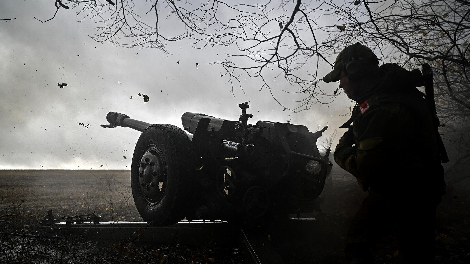 ��� �������� � ������� ���������� ����� 260 �������� �� �����