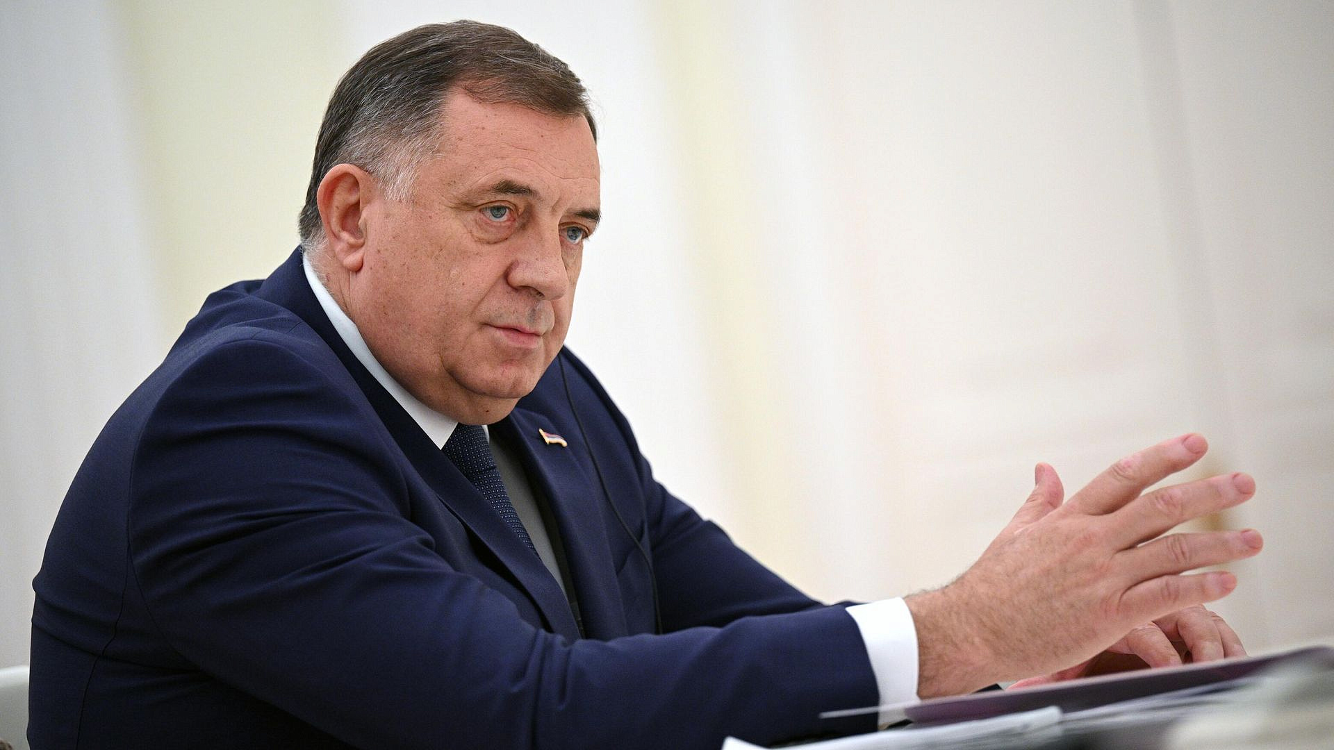 Додик заявил о расколе в Европе
