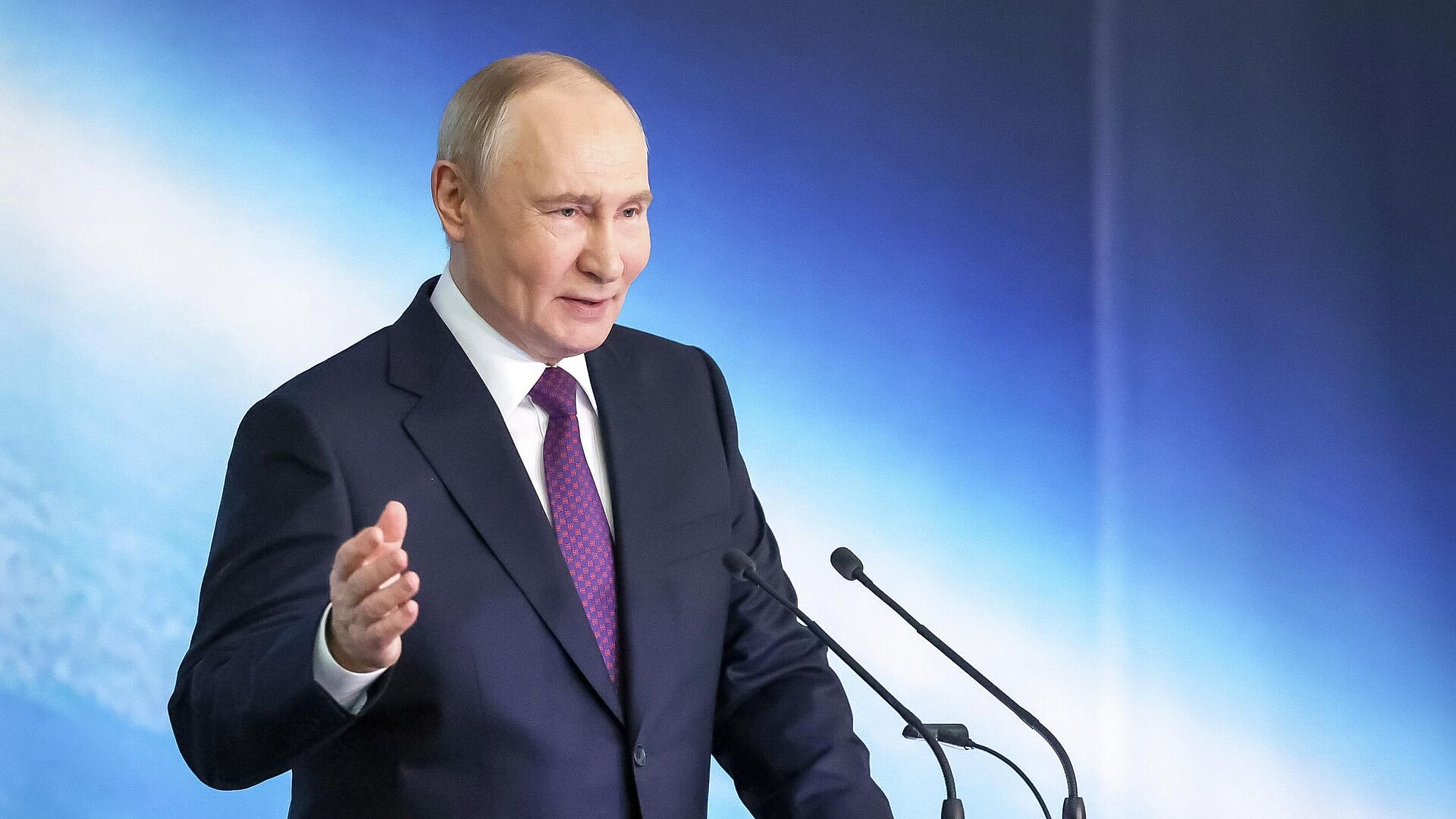 Путин ознакомился с историей Московского института теплотехники