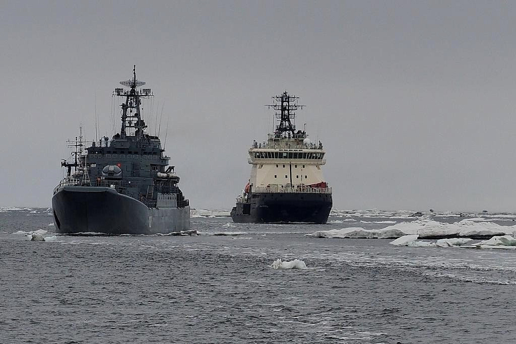 Норвегия заявила о выходе российских кораблей Северного флота в море