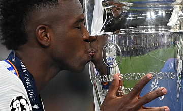 Винисиус Жуниор назвал расистов трусами