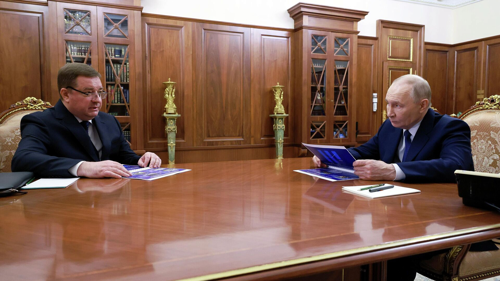 Путин поручил Росимуществу помогать властям новых регионов