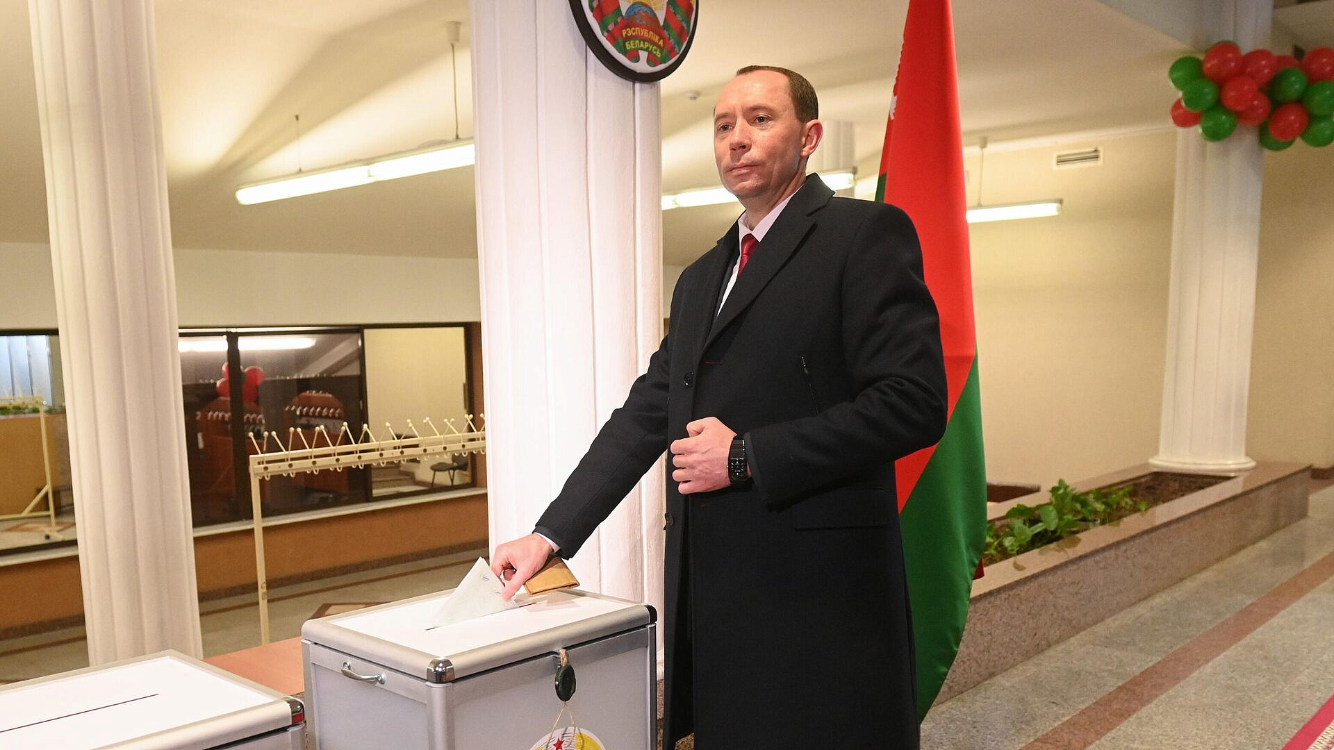 Сыранков занял второе место на выборах президента Белоруссии