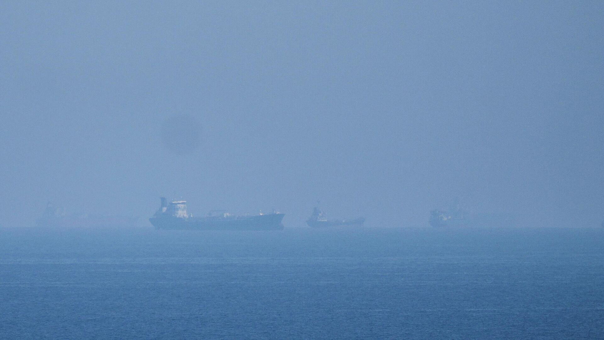 В КСИР заявили, что исполнят приказ Хаменеи о закрытии Ормузского пролива