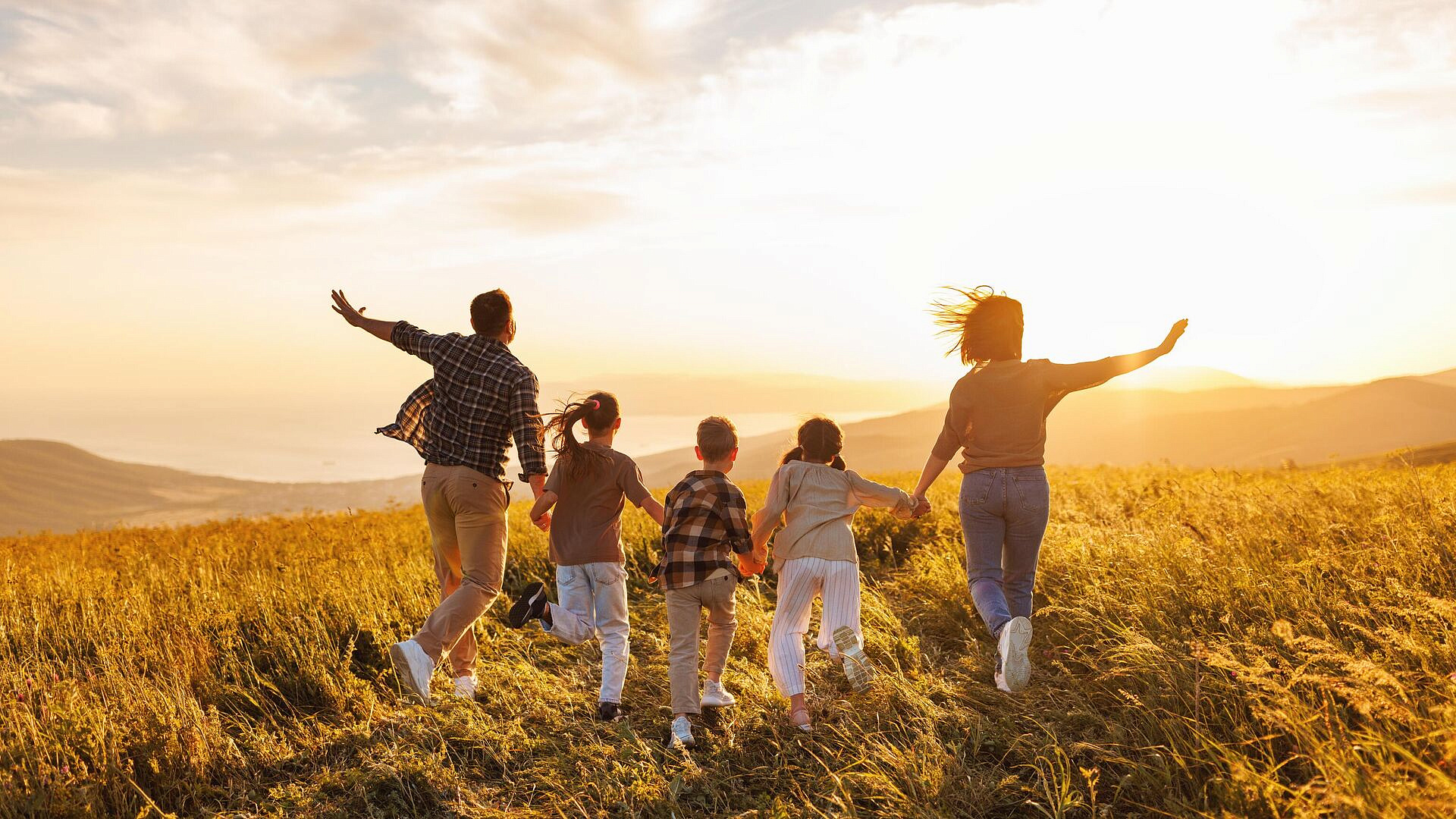 В России начинает действовать единый реестр многодетных семей