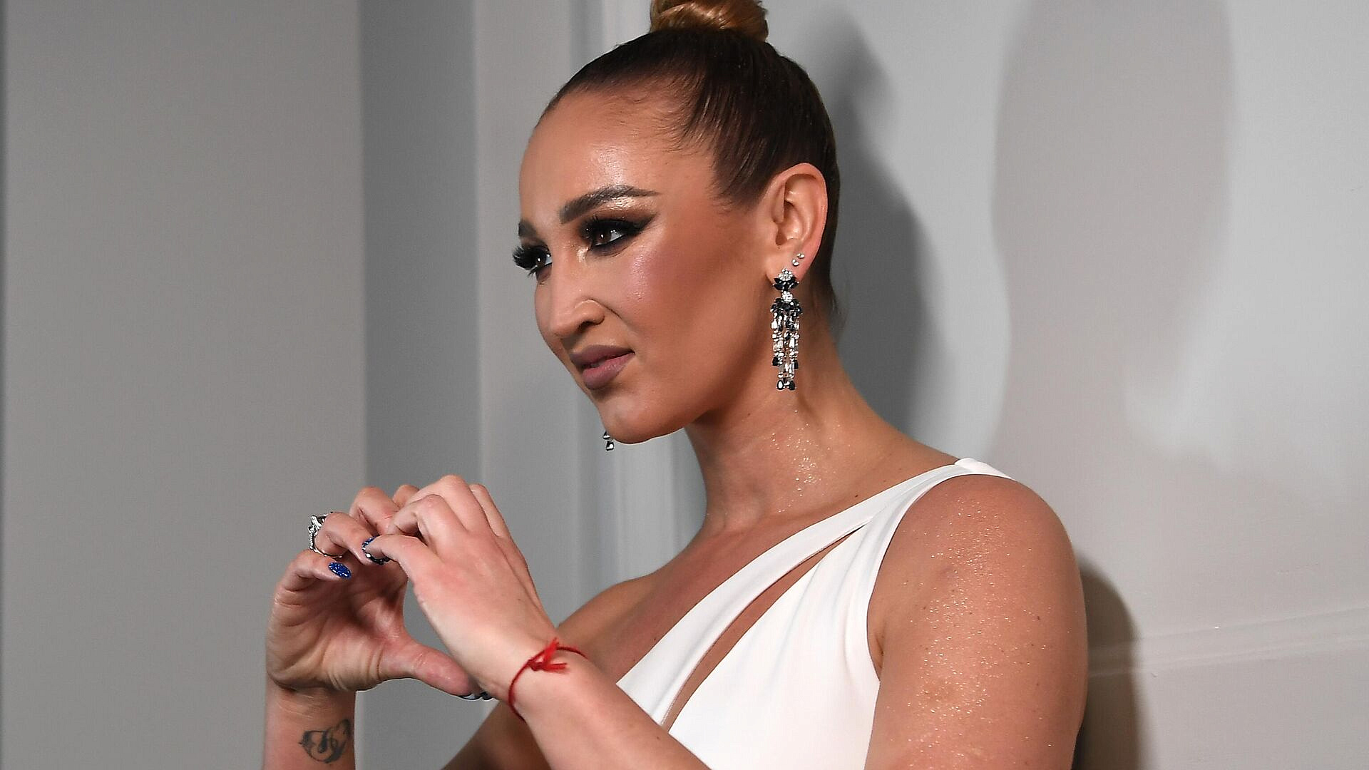 ����� ������ ������� � ������������