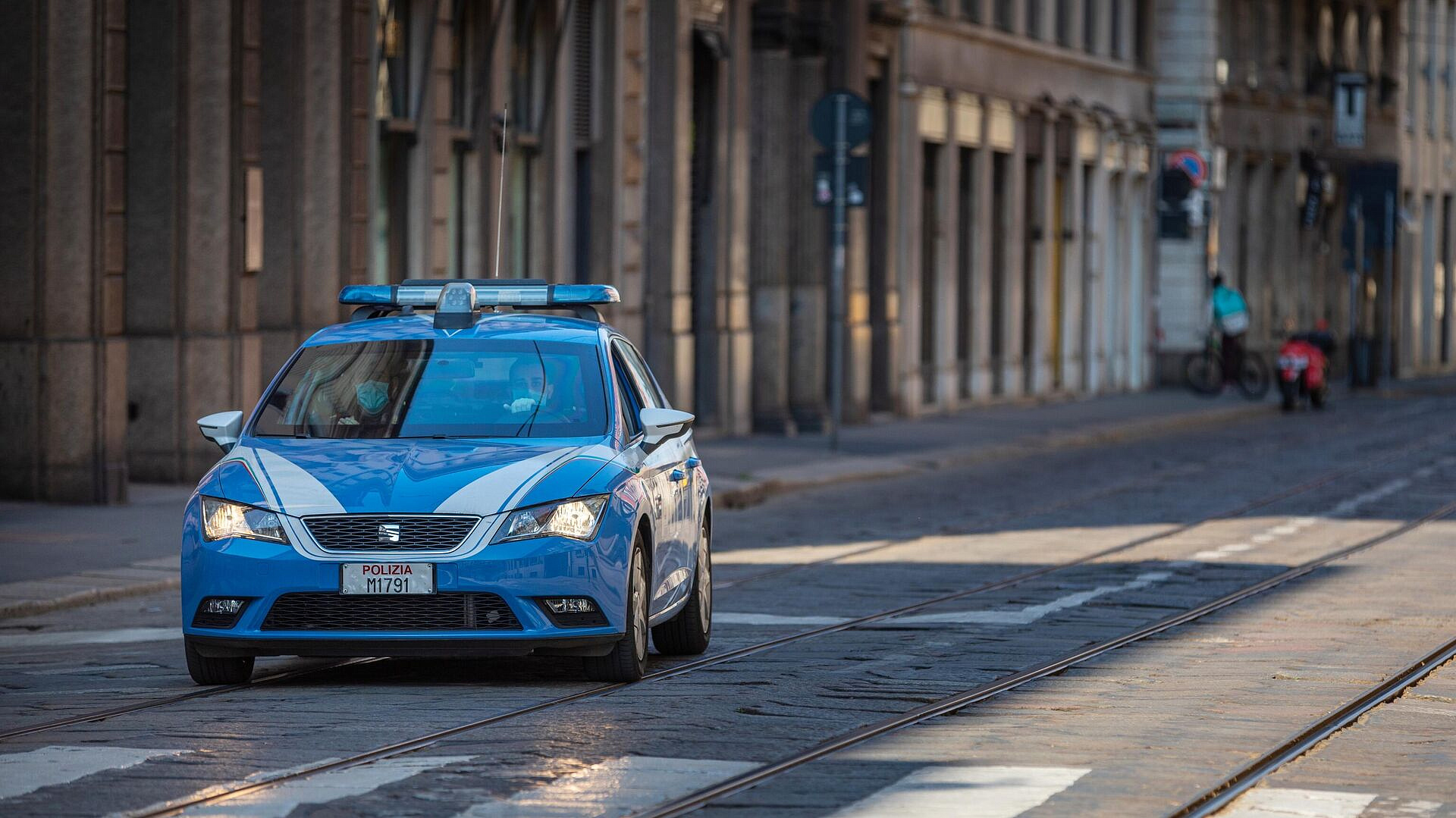 � ������ ���������� 16-������� ������� � �������, ����������� �� ���������