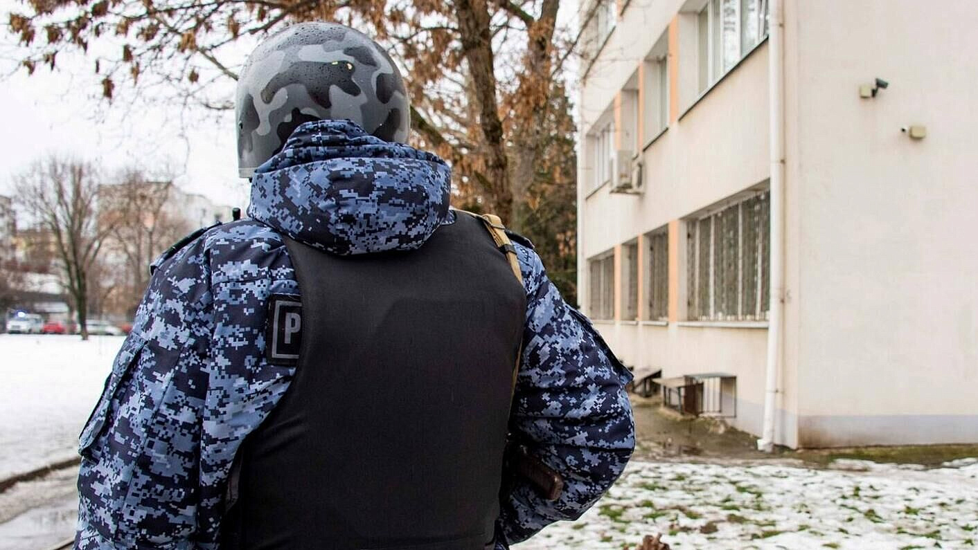 Росгвардия задержала поджигателя АЗС в Петербурге