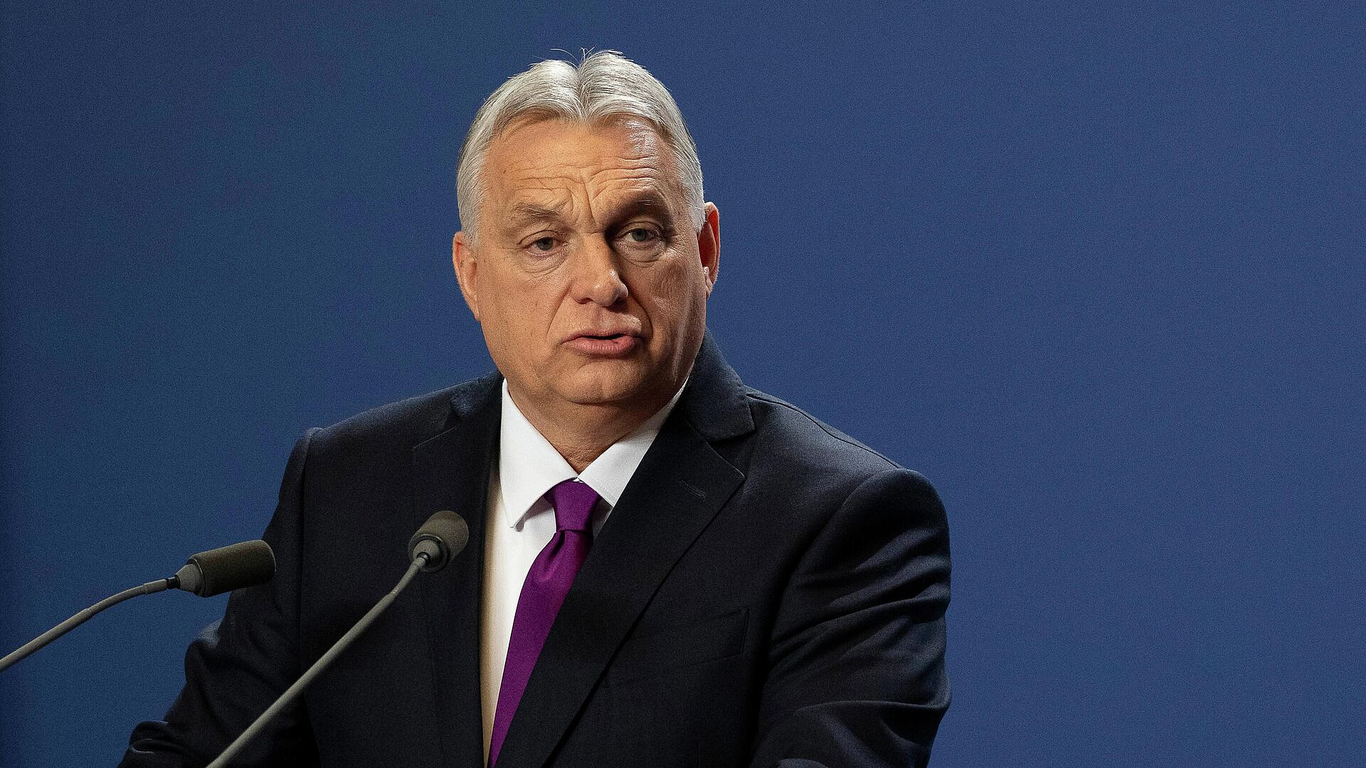 Орбан намекнул, что последний раз переизбирается председателем "Фидес"