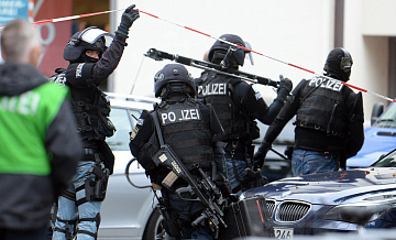 В Берлине неизвестный устроил поджог у здания ведомства канцлера Германии 