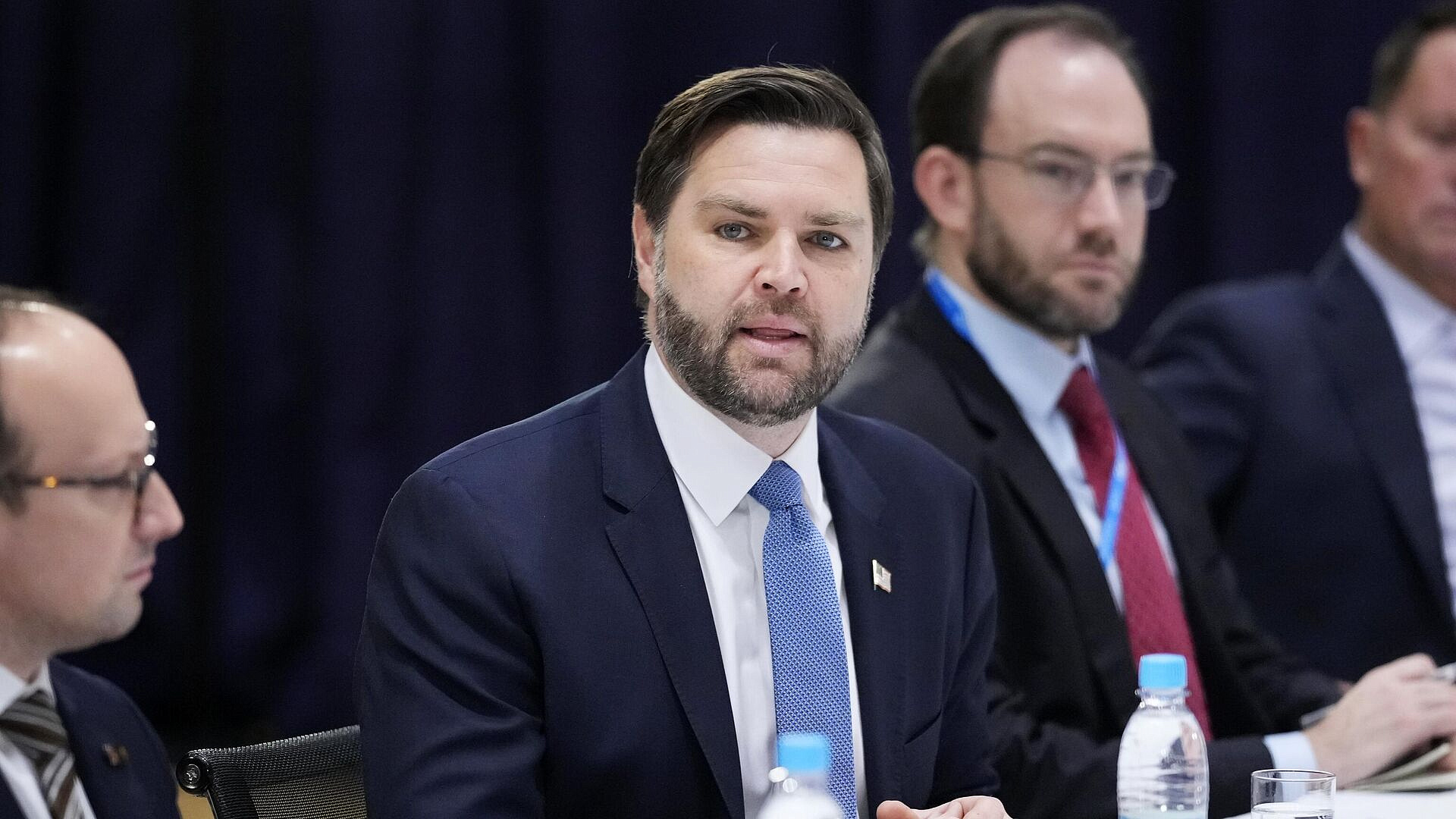 СМИ раскрыли мотивы Вэнса в перепалке с Зеленским