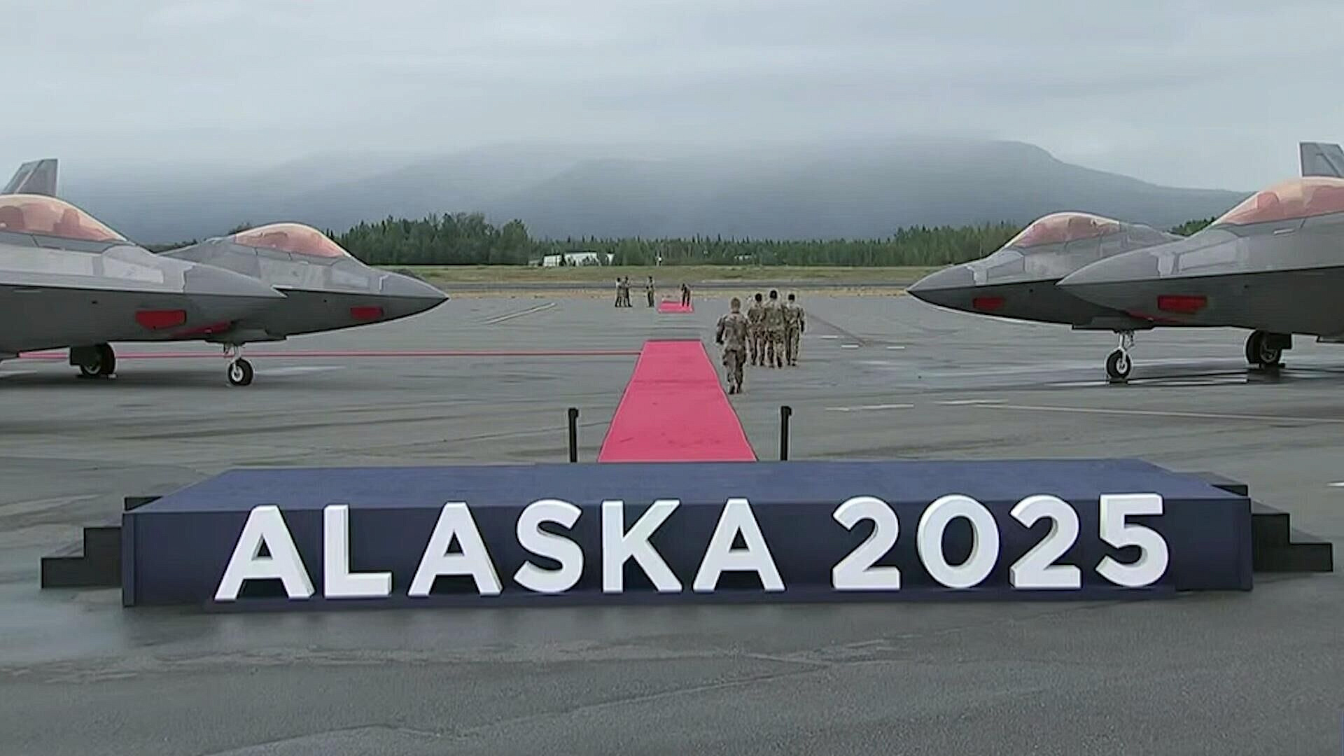 Европе тяжело смириться с приглашением Путина в США, сообщает CNN