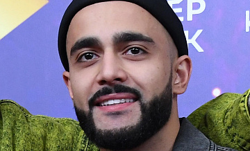 Блогер Гасанов, обвиняемый в отмывании денег, выехал из России