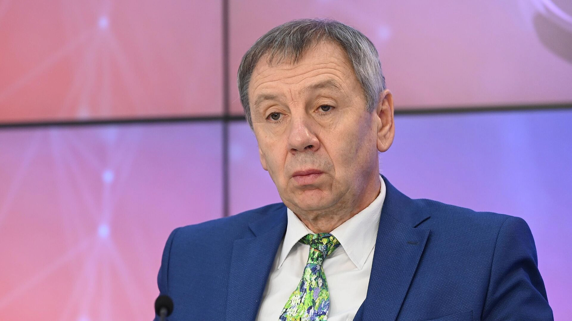 Политолога Маркова* оштрафовали за нарушение закона об иноагентах