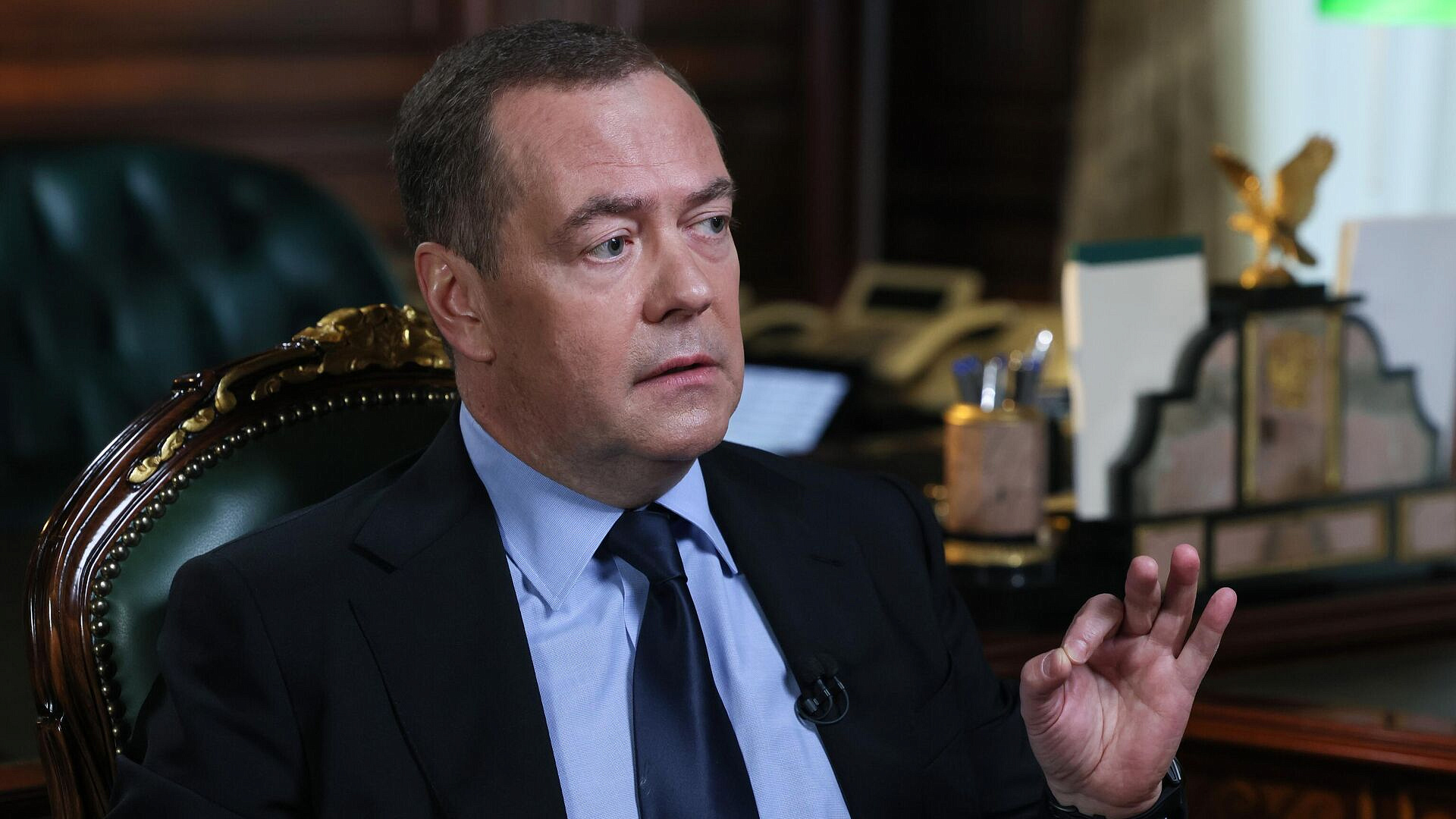 Медведев раскрыл, чего будет стоить Европе собрать Украину по кусочкам