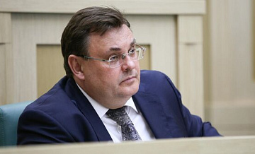 Министр юстиции проголосовал на выборах президента на участке в Подмосковье