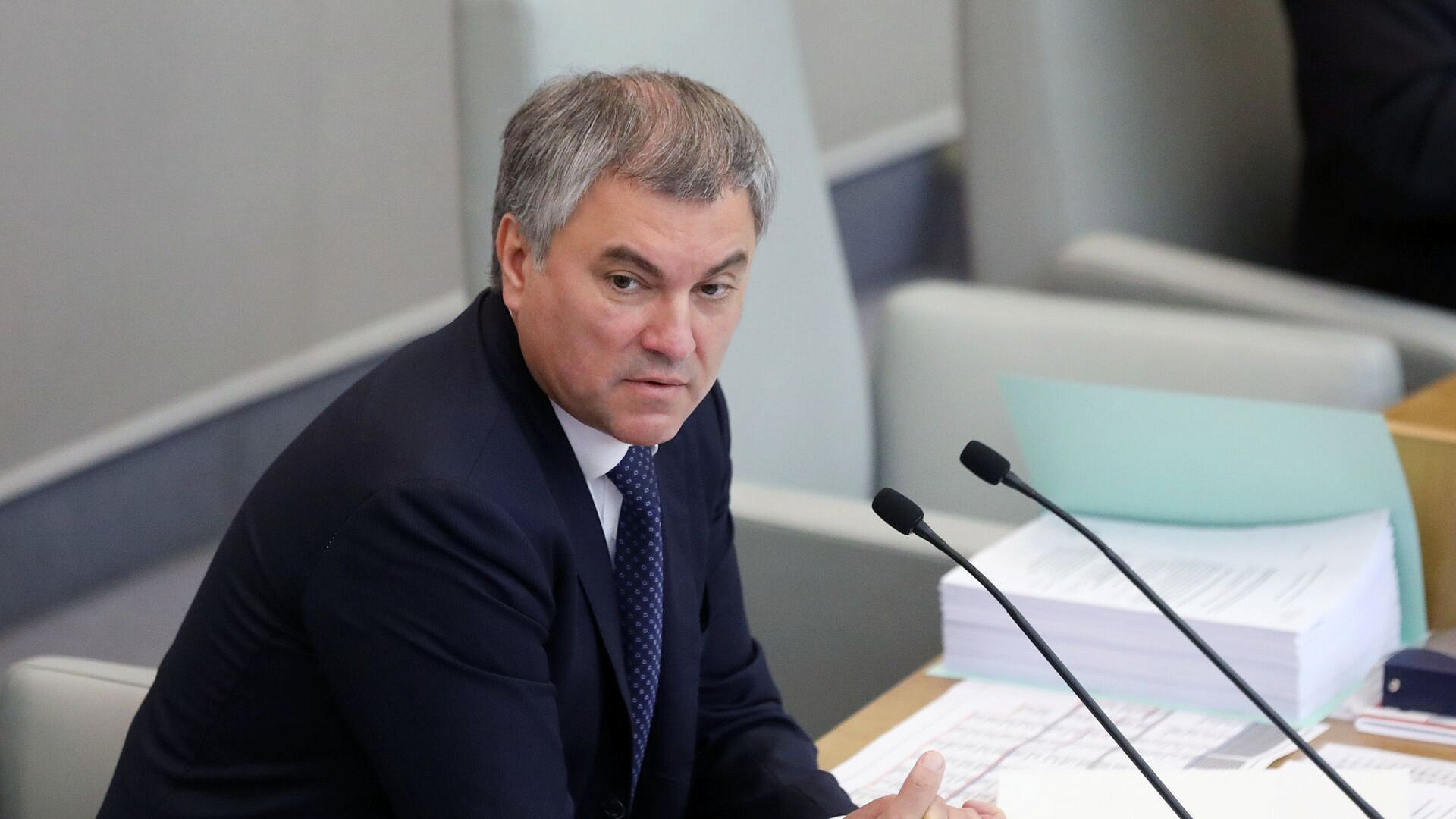 Госдума будет делать все для снижения ключевой ставки, заявил Володин