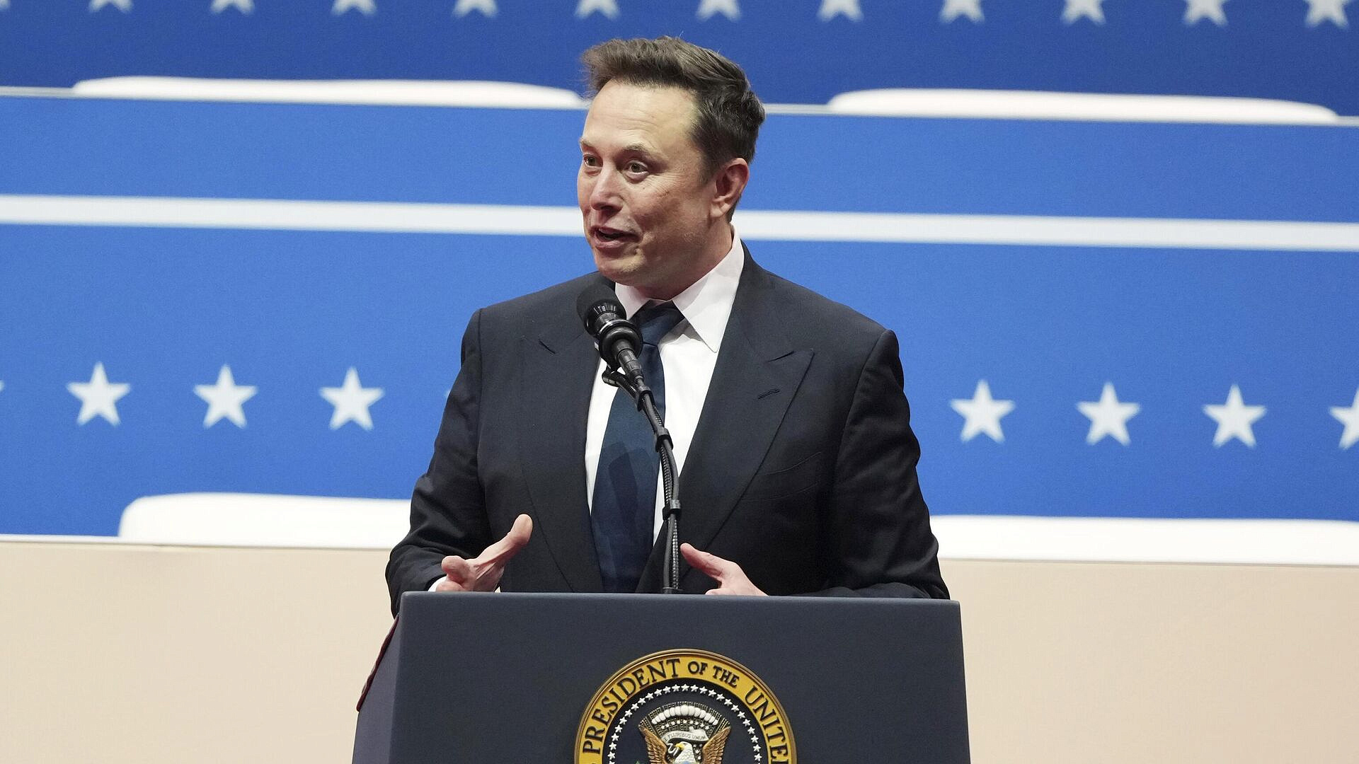 СМИ: окружение Трампа разозлилось на Маска из-за его критики Stargate 