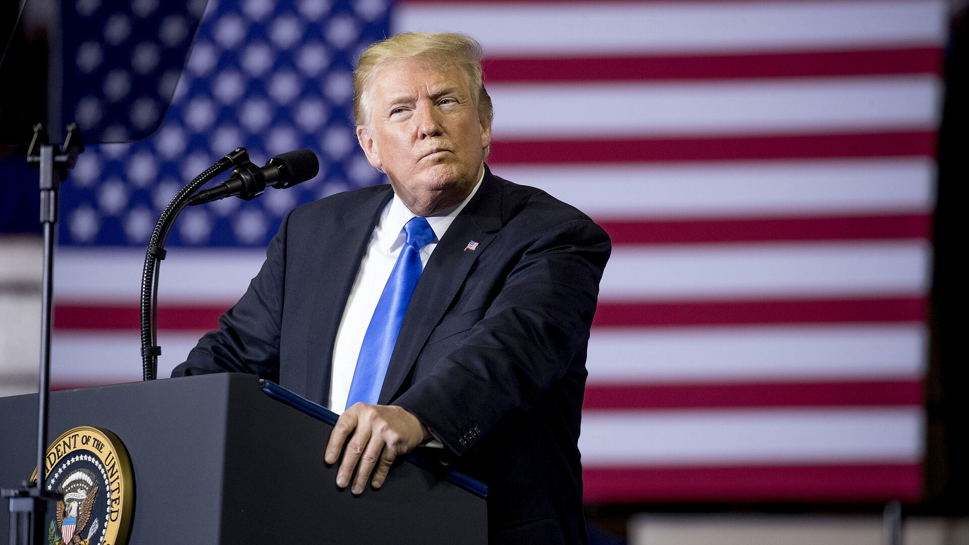 Трамп хочет превратить США в курорт для белых, пишут СМИ