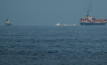 Иран уведомил ООН о порядке судоходства в Ормузском проливе, пишет FT