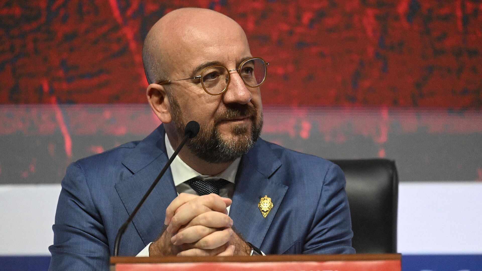 Мишель: ЕС возложил ответственность на власти России за смерть Навального