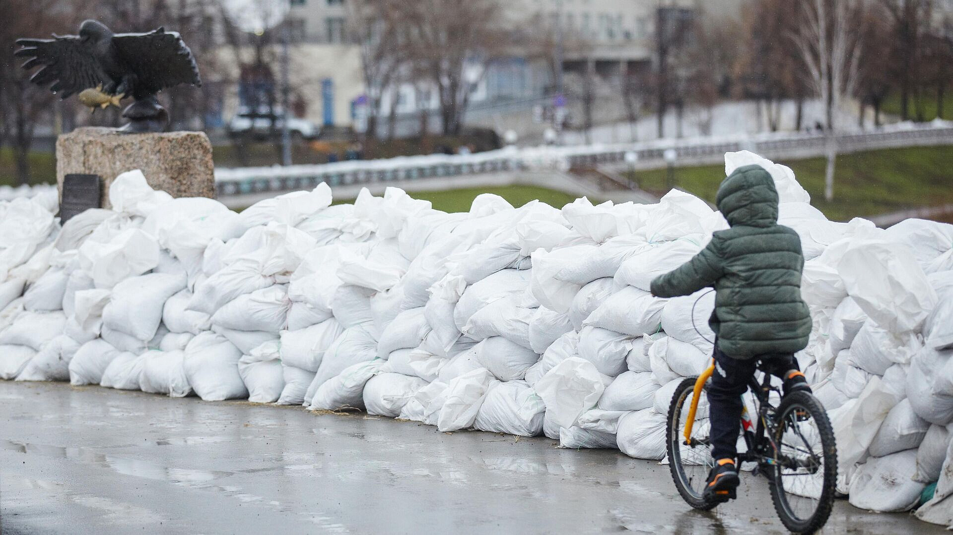 ���� � ���� ����� � ������� ���������� ���������