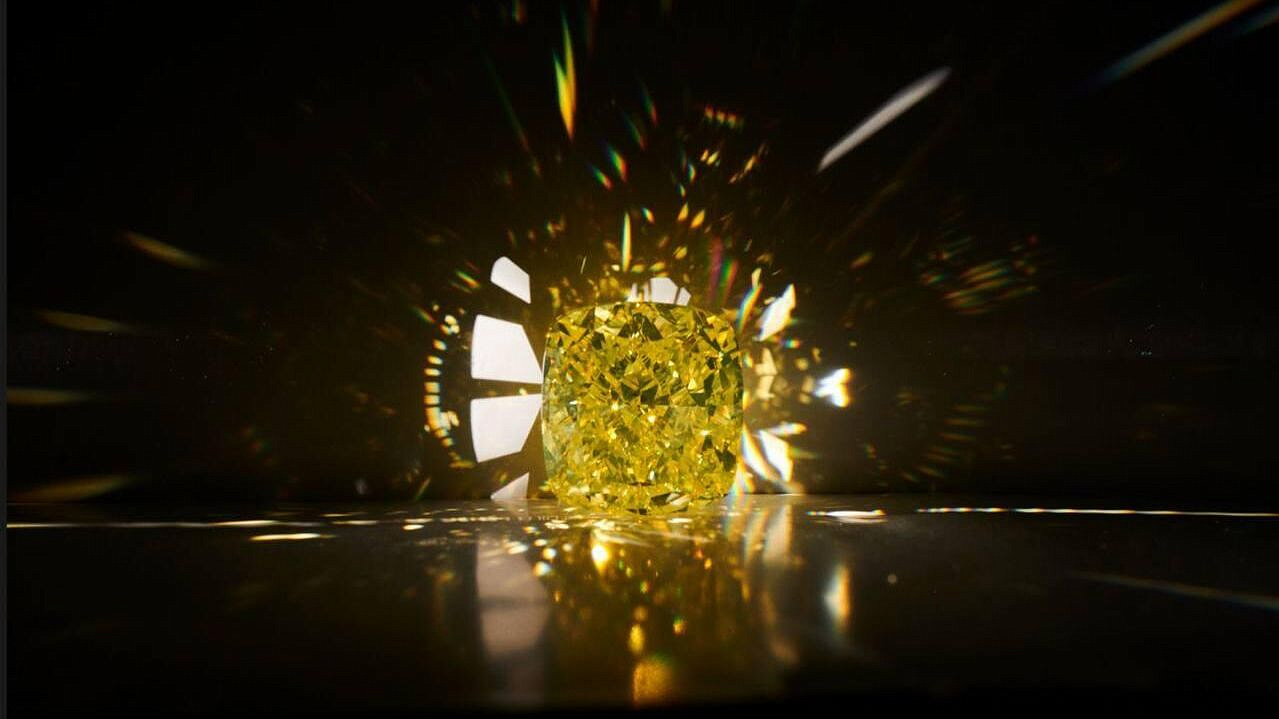 В "Алросе" рассказали, какие украшения чаще дарят на 14 февраля