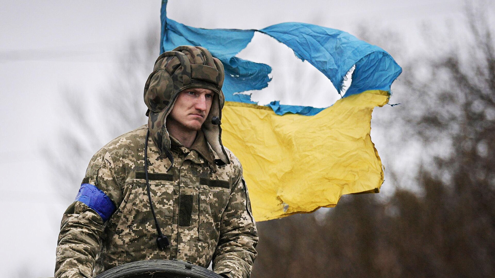 "Даже он признал": на Западе отреагировали на признание Киева о ВСУ "Даже он признал": на Западе отреагировали на признание Киева о ВСУ
