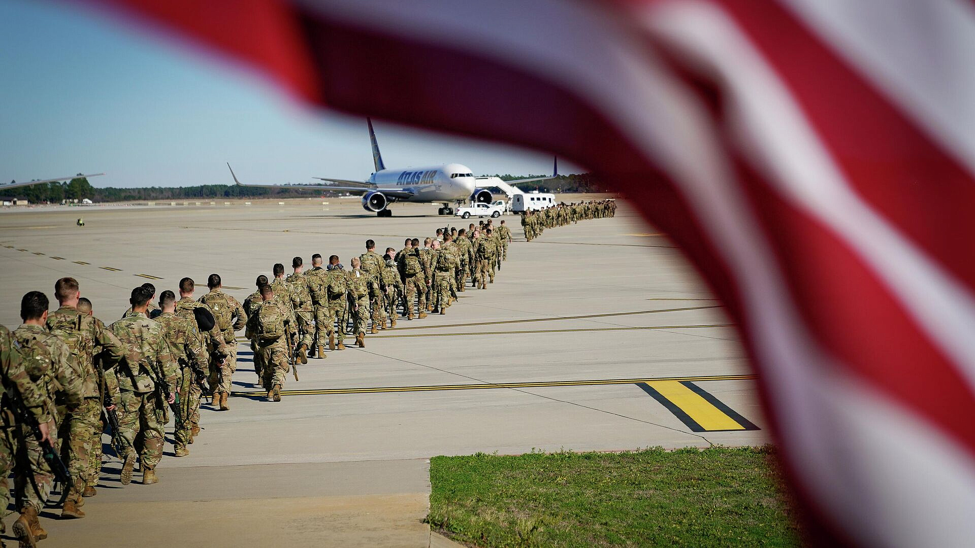 "Она рухнула". Произошедшее с США из-за Ирана поразило Запад 