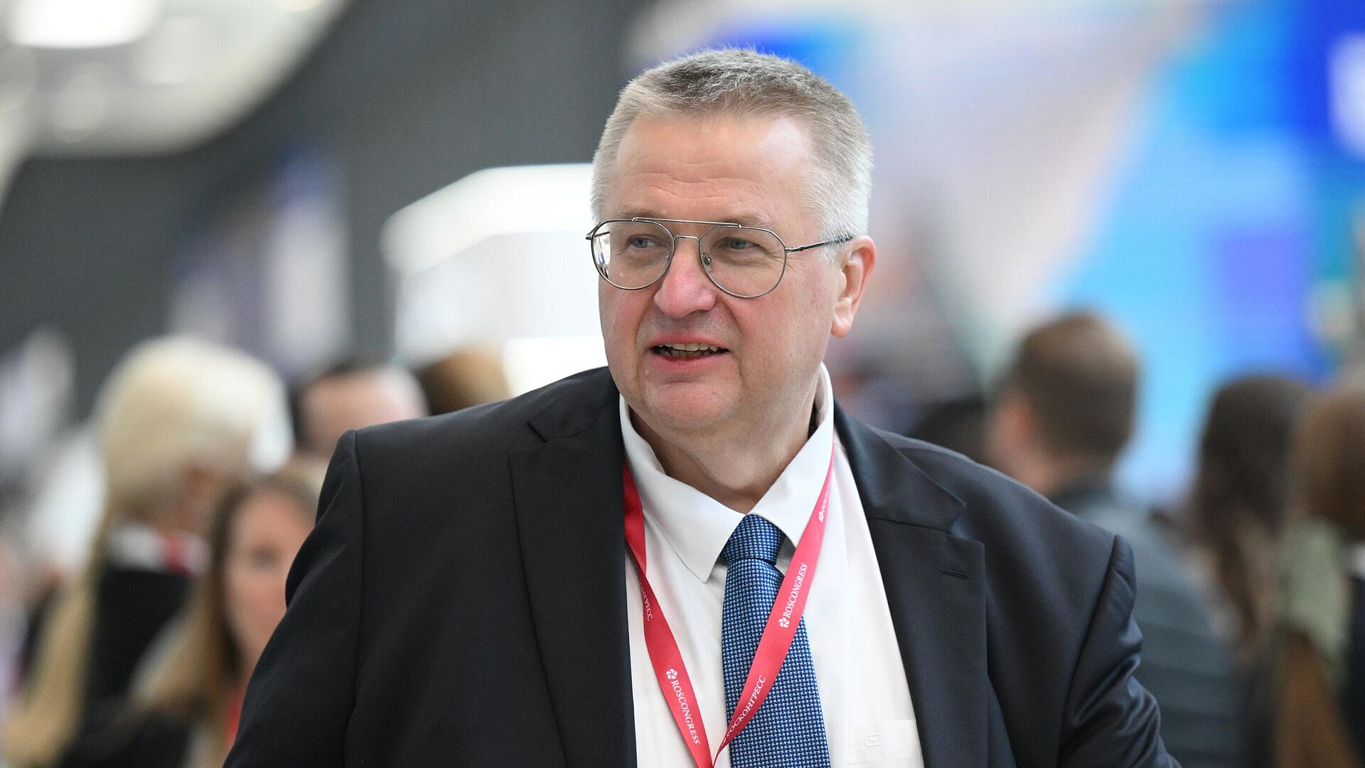 ������� ��������� � ���������� �������� ������ � �������