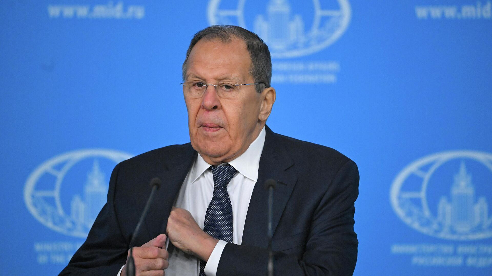 ������ ������� ����������� ������ ������������� ����� ������� � ���