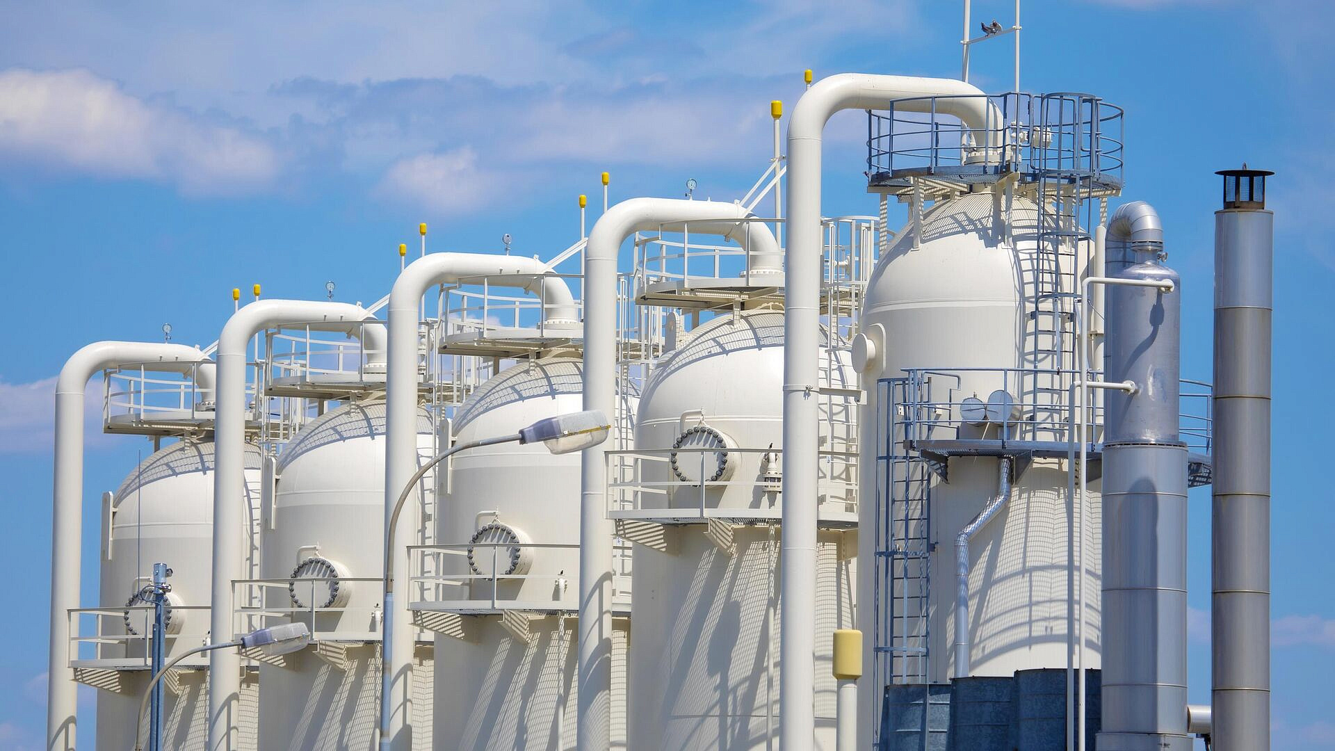 ����� ��������� � ������������ ����������� �������� ���� ����� �������