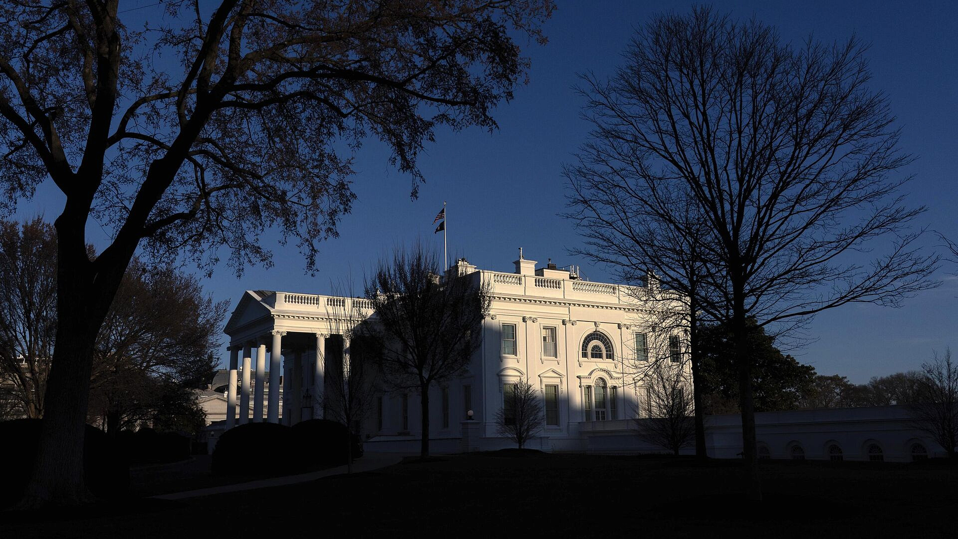 Пентагон и Белый дом представили планы атаки против Ирана, пишут СМИ