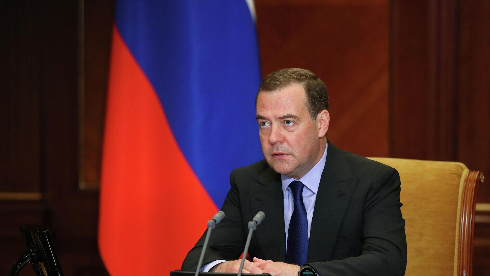 Медведев рассказал о будущем международного права