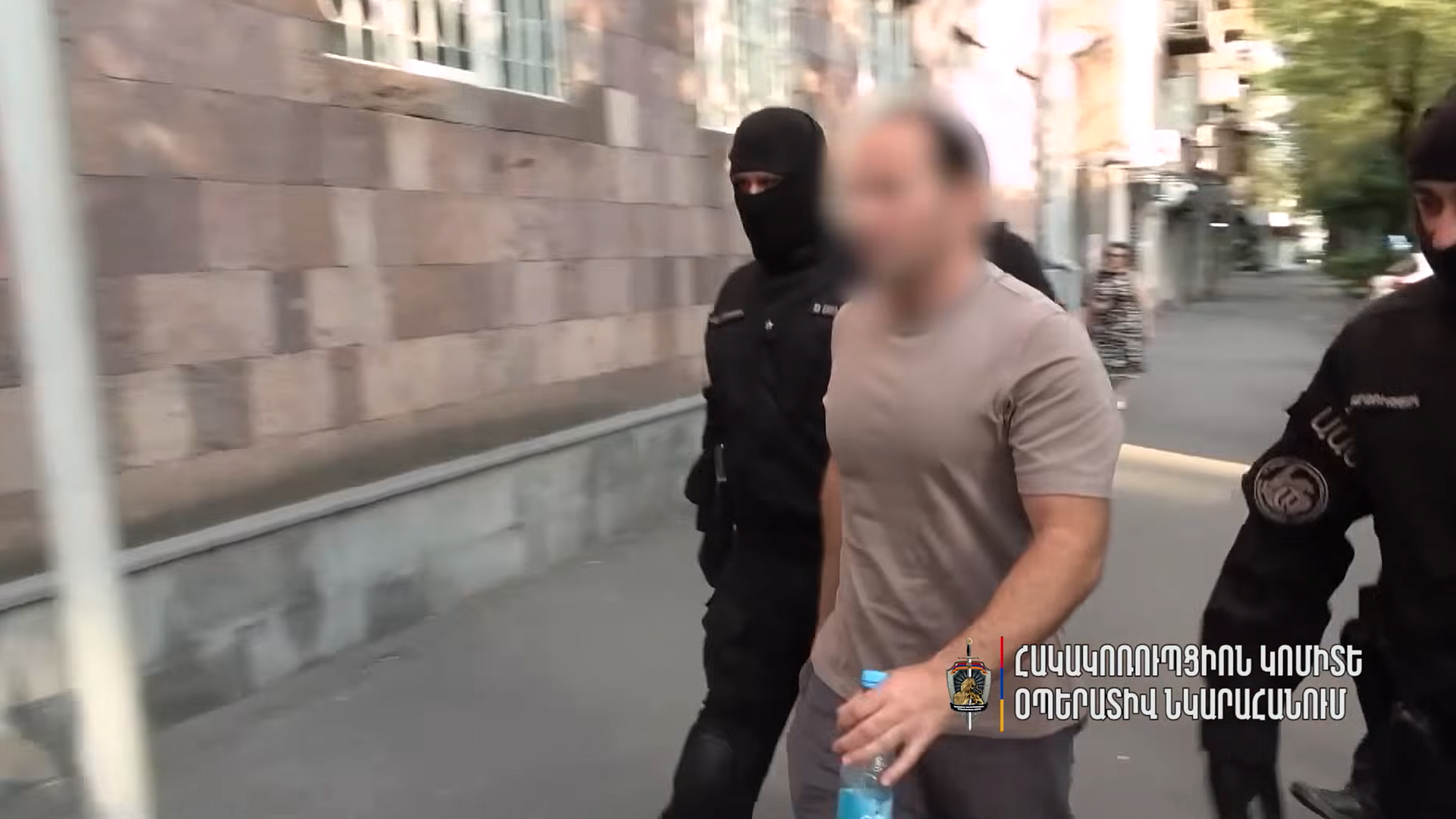 В Ереване задержали шесть человек, в том числе Кочаряна и его сына
