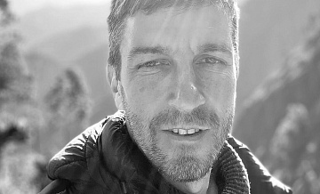 Тихона Котрелева похоронили на Ваганьковском кладбище